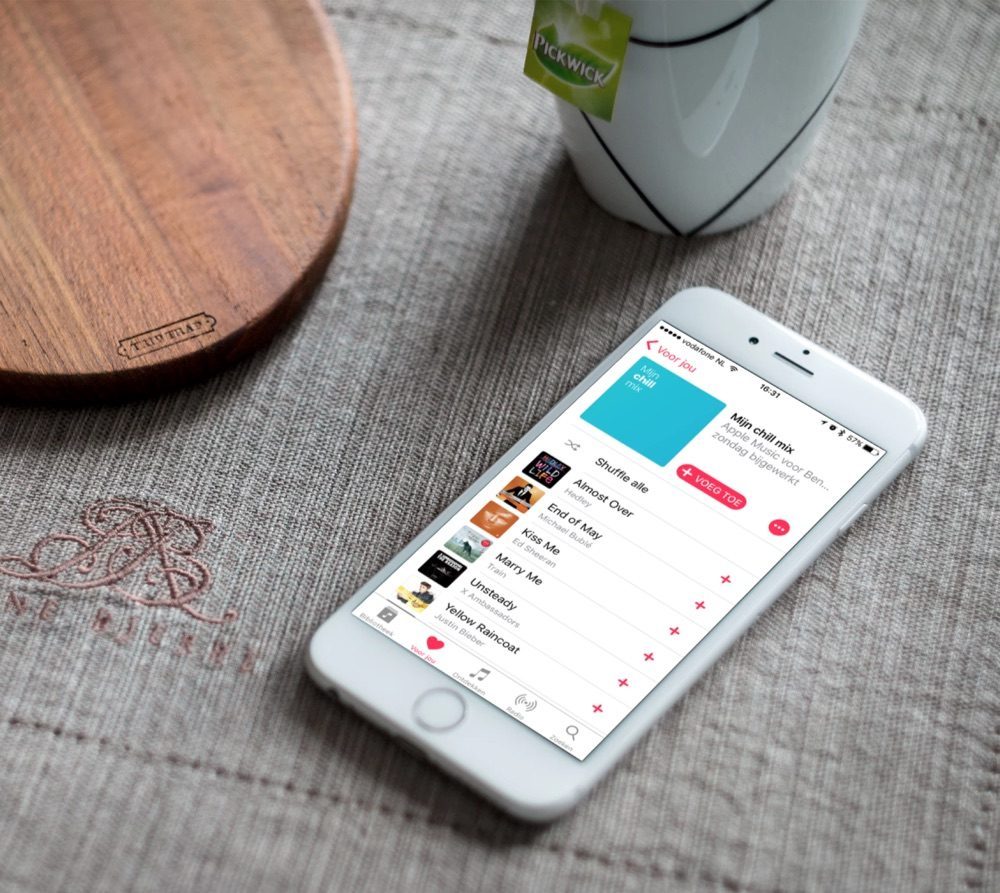 Apple Music met Mijn chill mix op de iPhone.