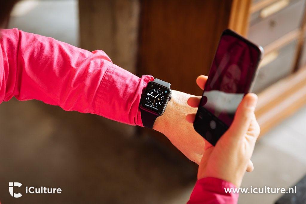 Apple Watch Series 3 review selfie met iPhone 8 Plus