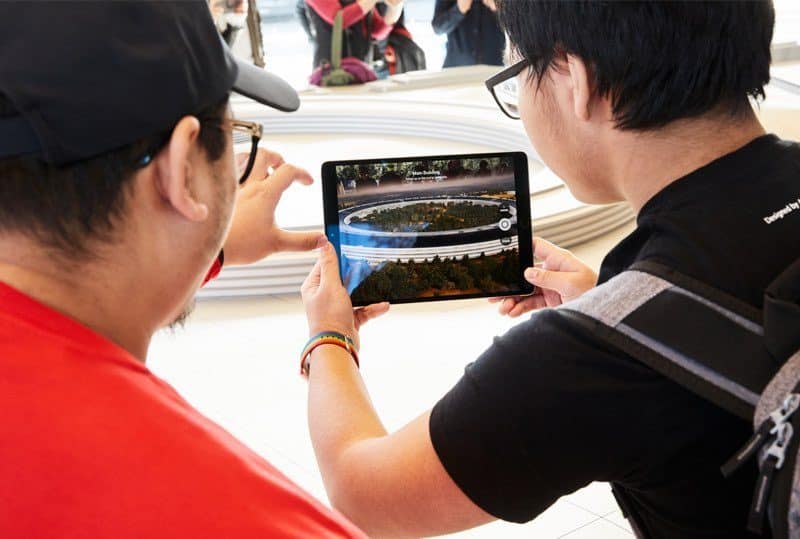 Apple Park Visitor Center: augmented reality-demo van de campus