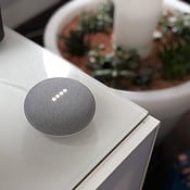 Review: Google Home Mini, dit kun je er nu al mee
