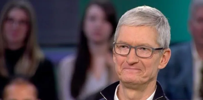 Tim Cook over het Facebook-schandaal: ‘Dat zou mij nooit overkomen’