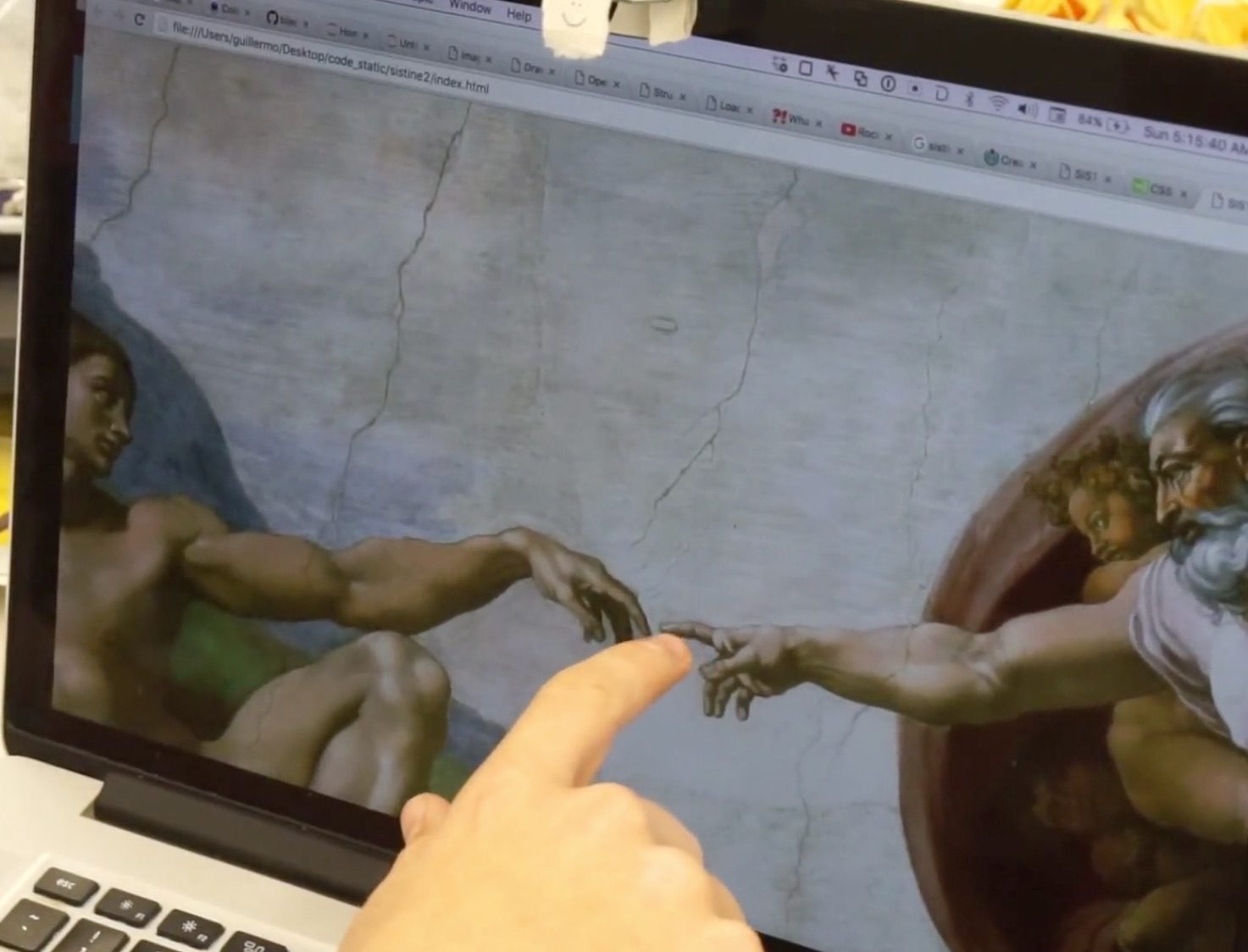 MacBook touchscreen door Project Sistine.