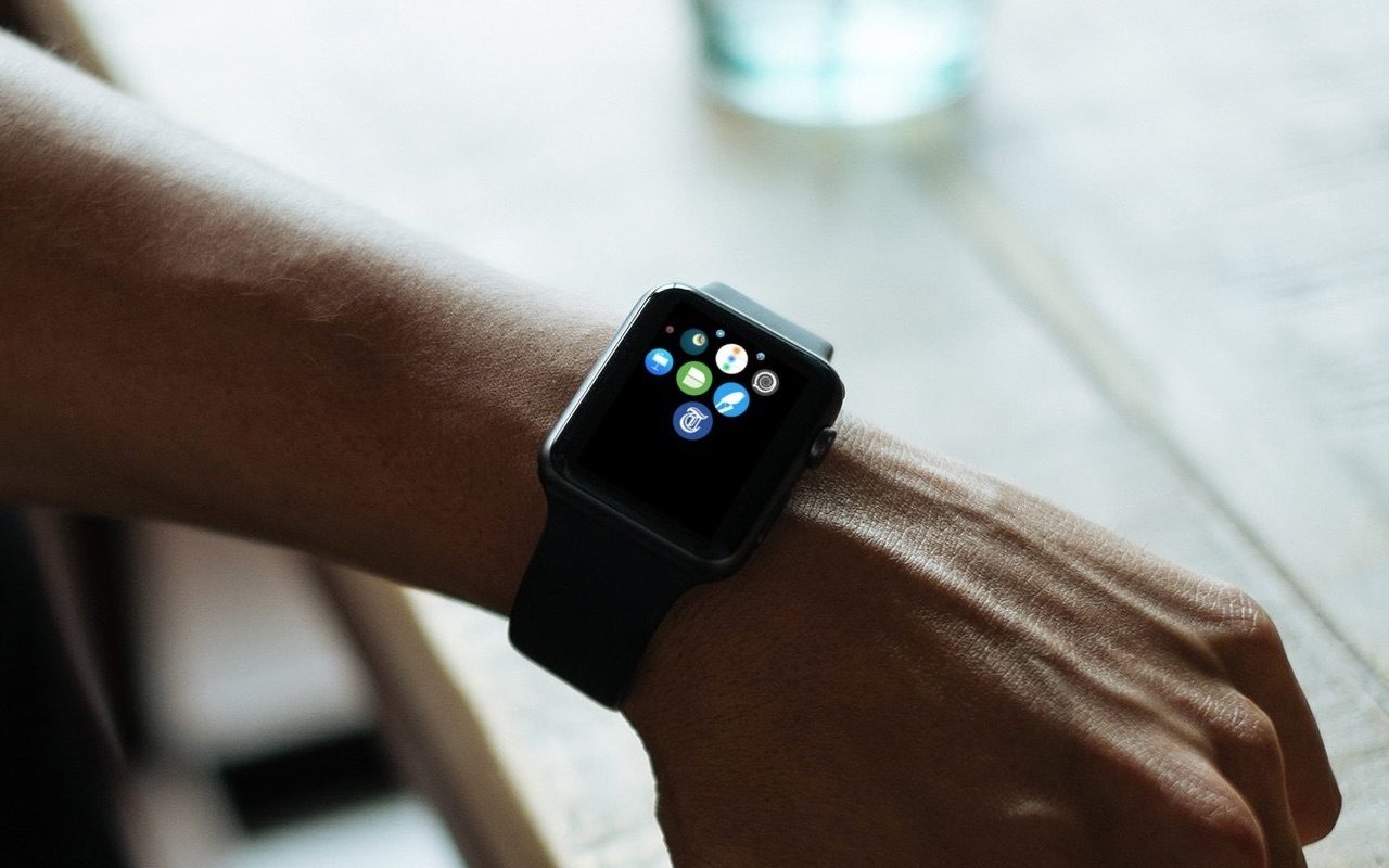 De Telegraaf op Apple Watch met icoontje.
