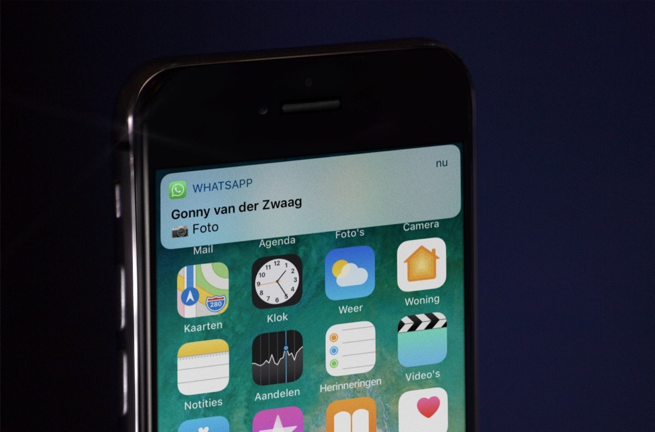 Melding van WhatsApp met een foto.
