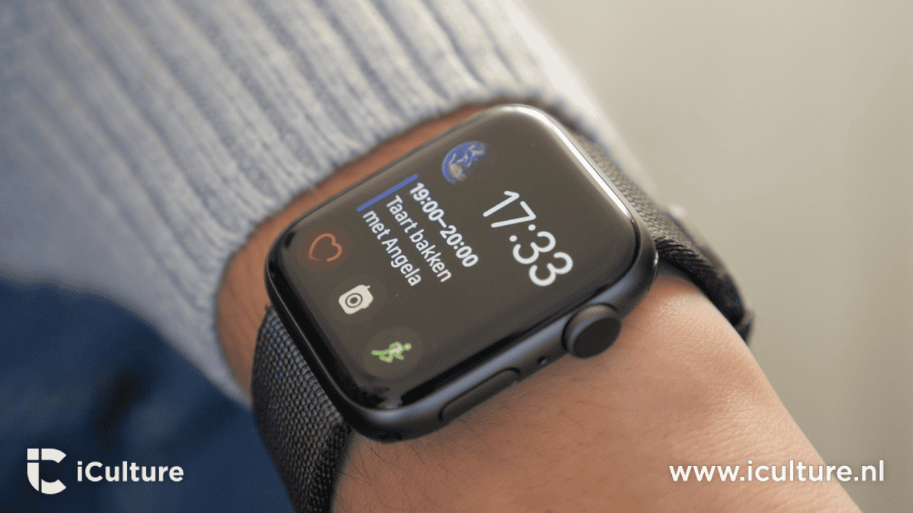 Apple Watch Series 4 met Infograaf modulair wijzerplaat.