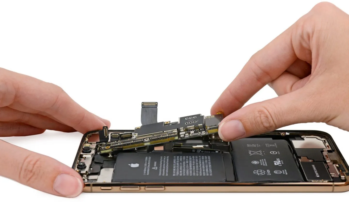 Gerucht: ‘Apple maakt eigen modemchips onder leiding van hardwarebaas’