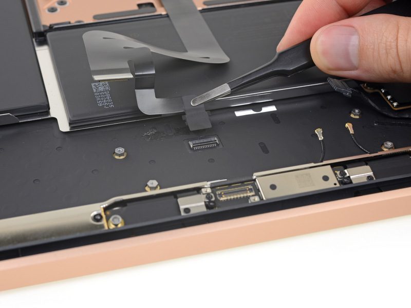 iFixit MacBook Air 2018 teardown