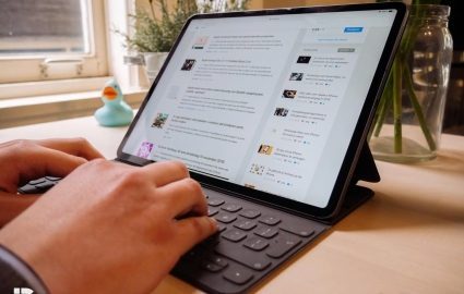 Apple Smart Keyboard Folio