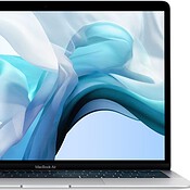 MacBook Air 2018 opengeklapt