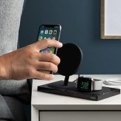 Belkin Boost Up dock voor iPhone en Apple Watch.