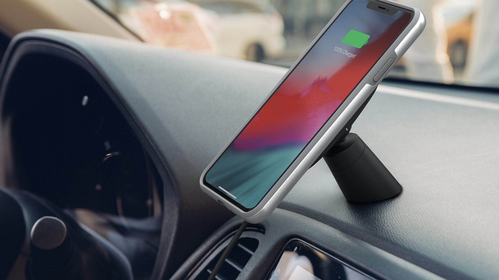Moshi Car Mount met iPhone