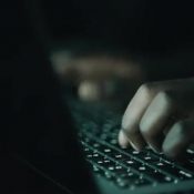 Zo kun je de toetsenbordverlichting van je MacBook aanpassen