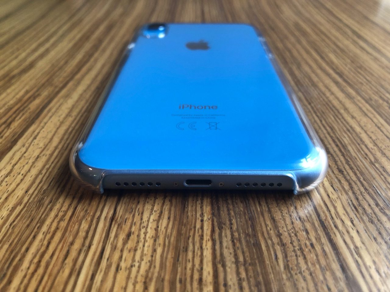 iPhone XR transparant hoesje met onderkant.