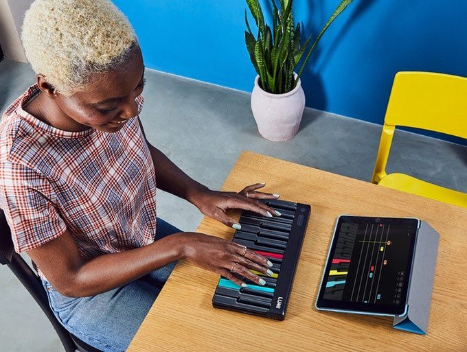 Roli Lumi pianospelen