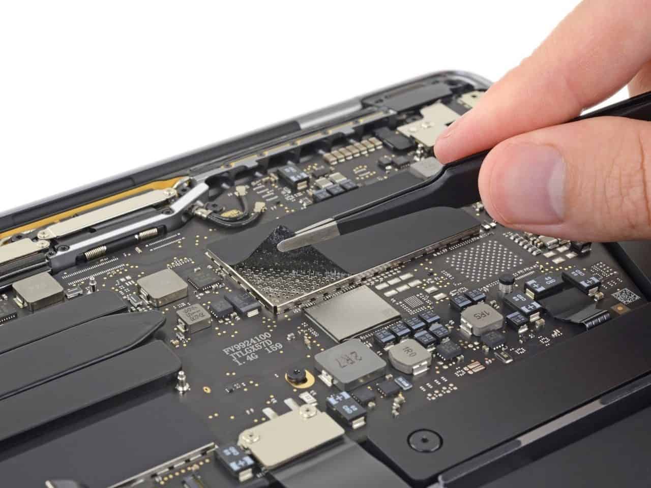 Vrijgekomen helemaal Dierentuin Trage SSD ook in instapmodellen MacBook Pro en Mac mini 2023