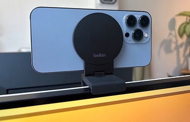 Belkin iPhone-houder met MagSafe voor Mac-desktops aan de voorkant