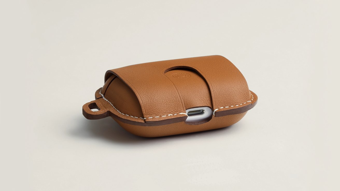Hermes AirPods case