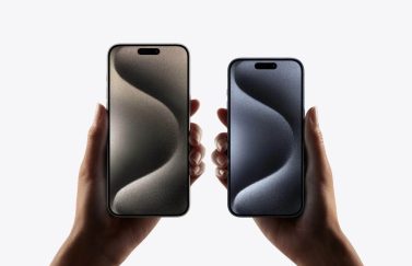 iPhone 15 Pro handen