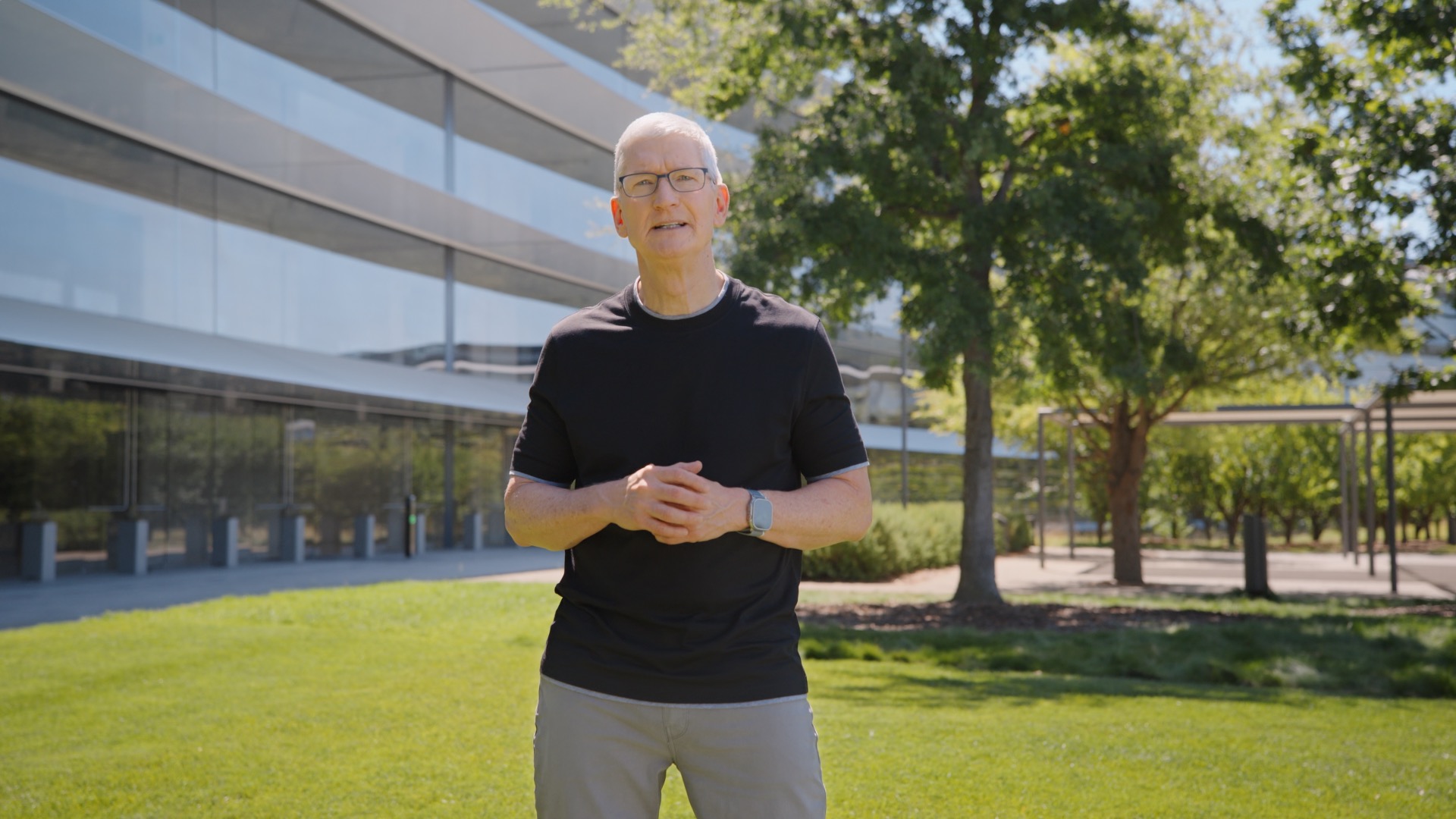 Tim Cook op Apple Park