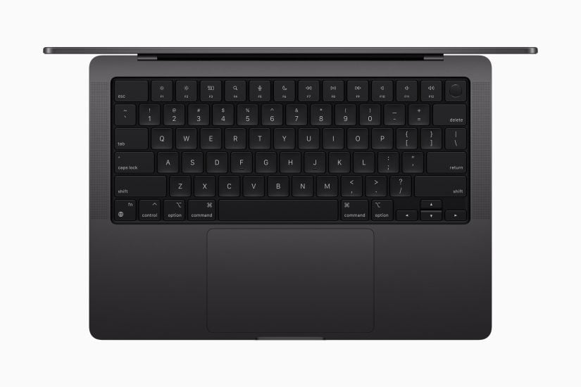 Apple MacBook Pro in Space Black - top view met keyboard