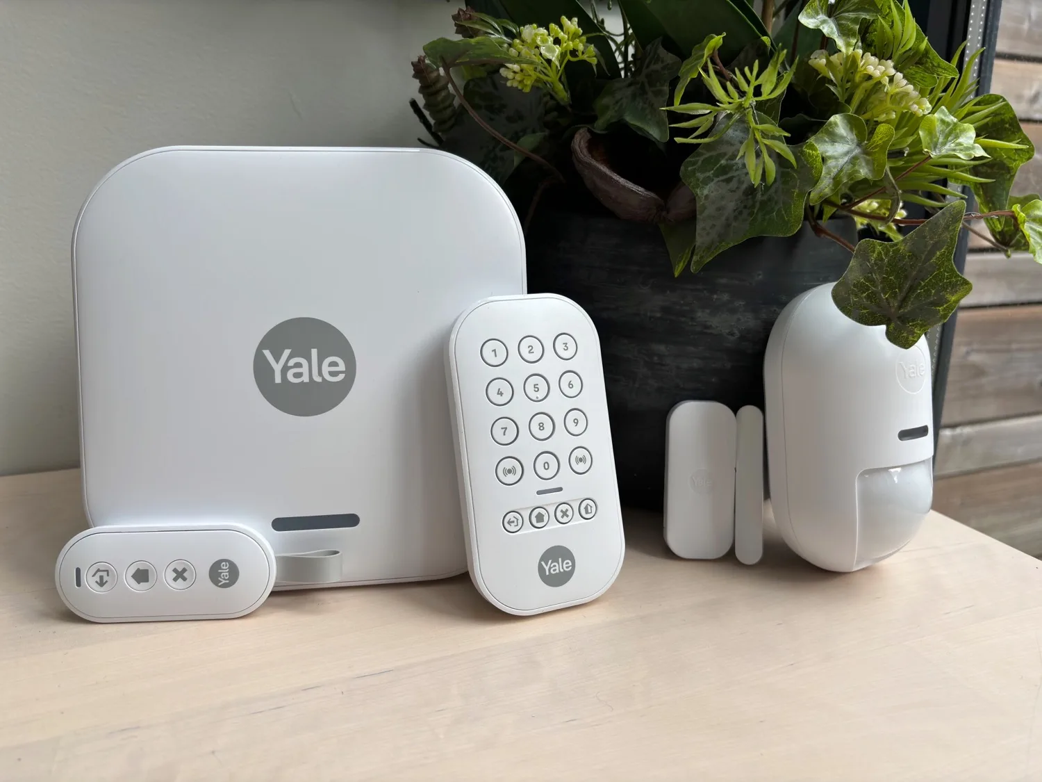 Yale slim alarmsysteem review: producten in starterskit