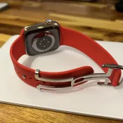 Siliconen bandje met metalen gesp voor Apple Watch gelekt