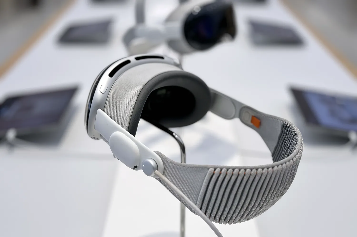 Vision Pro Apple Store