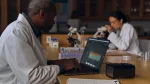 Dokter met MacBook Pro M4