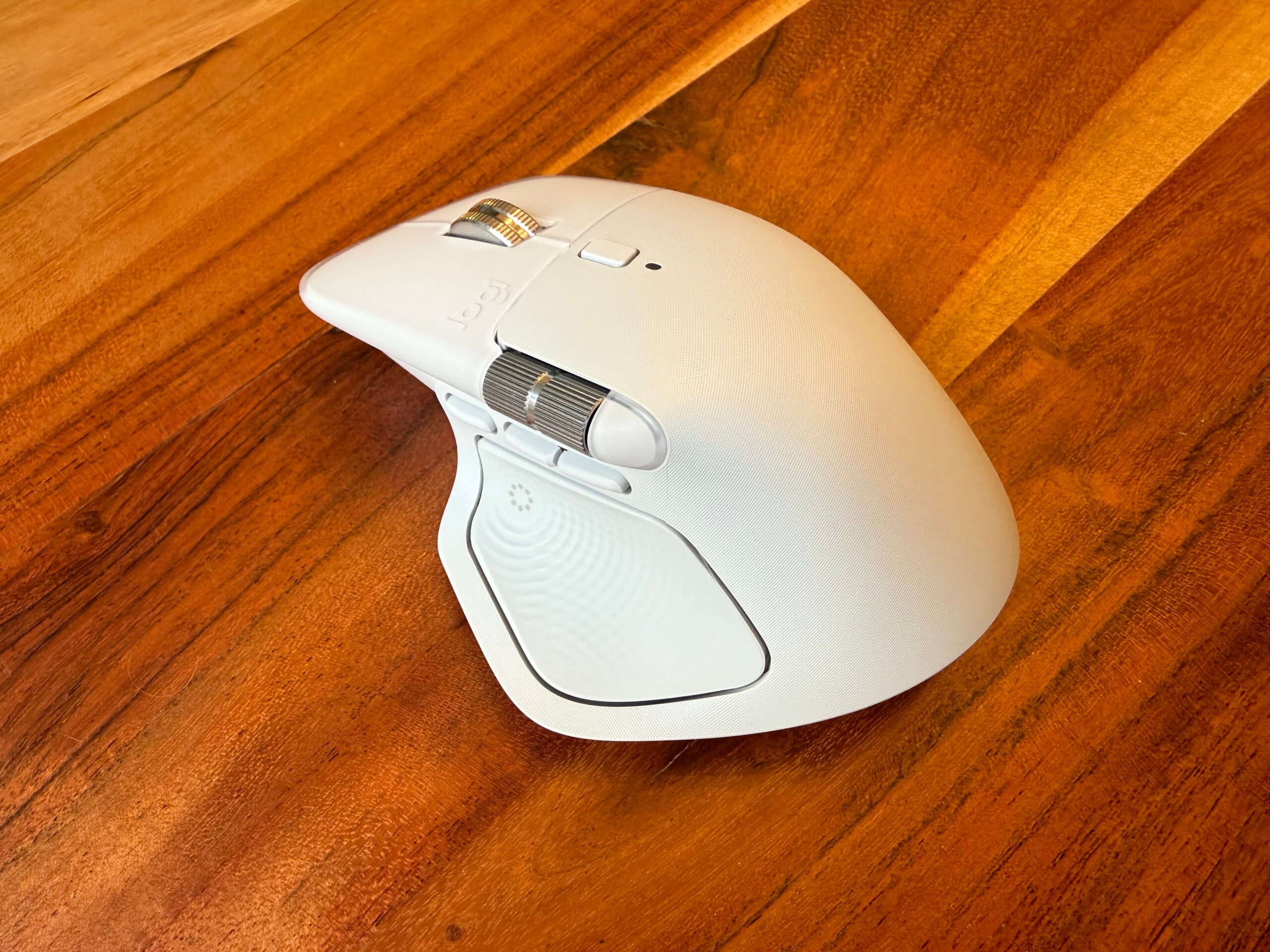 Logitech MX Master 4 trilmotor
