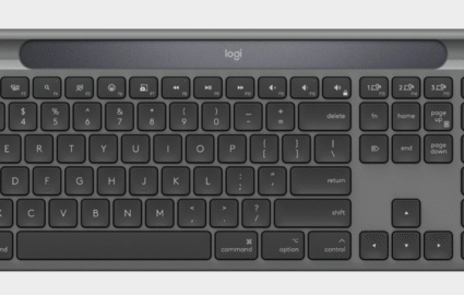 Logitech Signature Slim Solar+