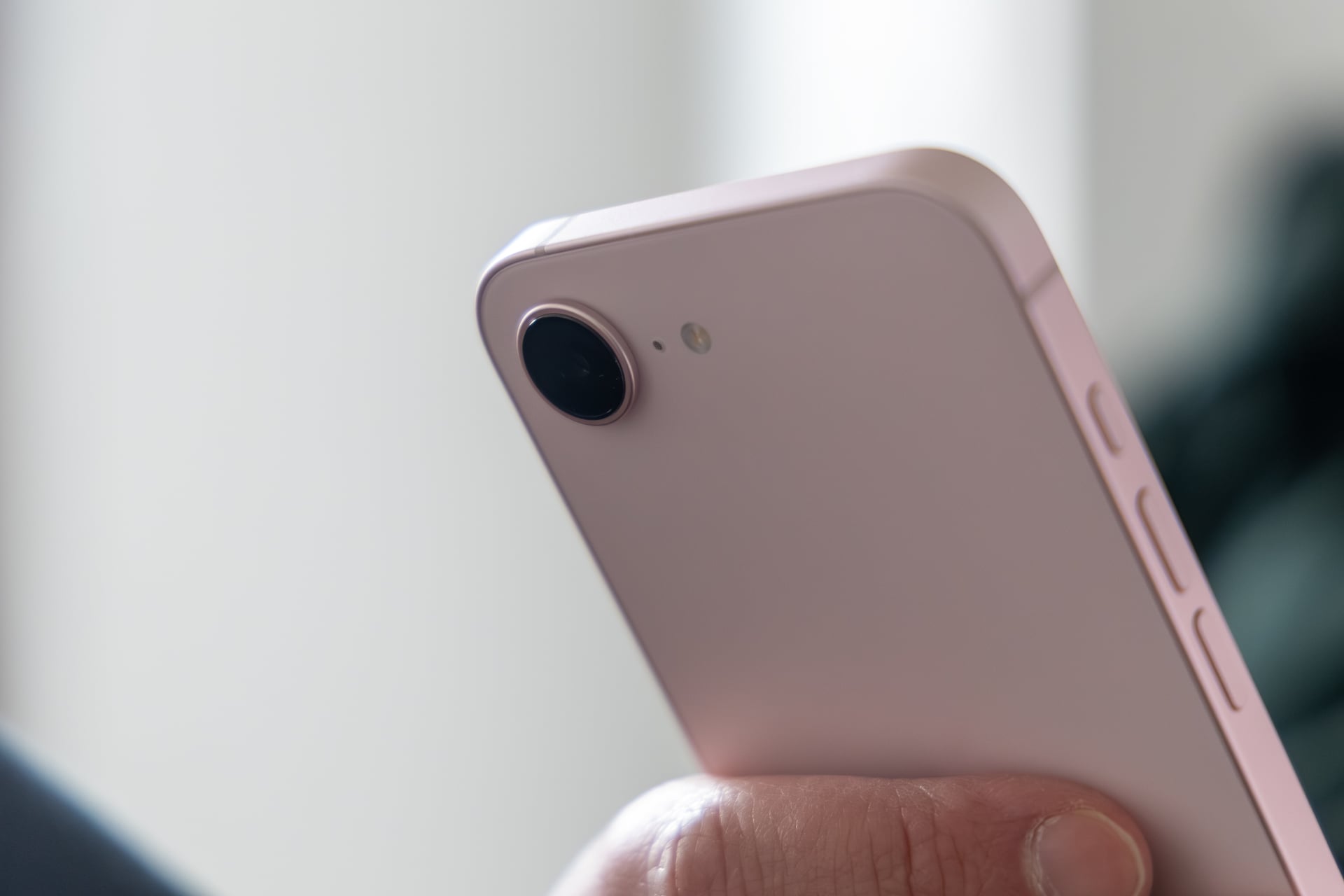 Lens van iPhone 17e camera