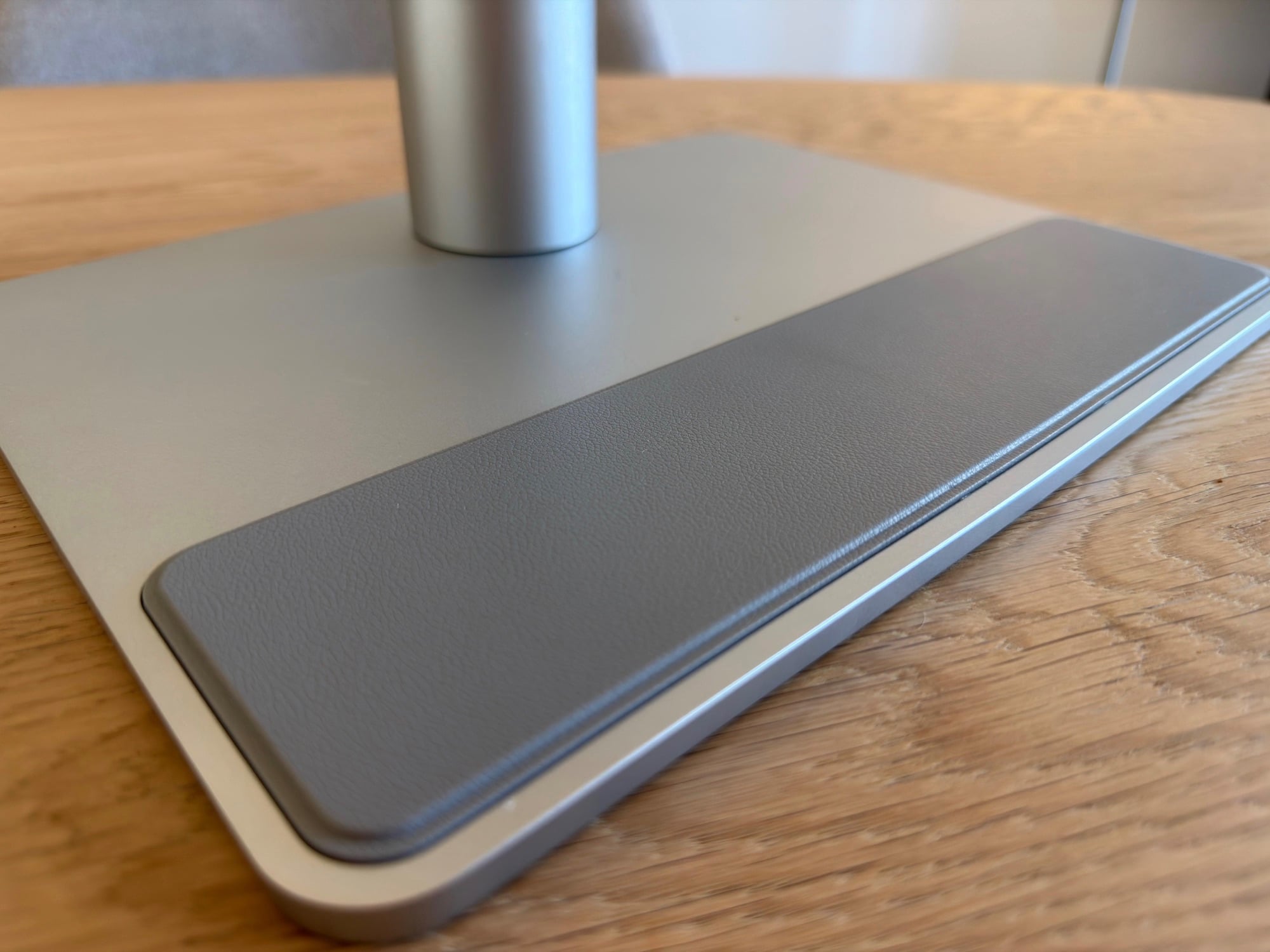 Review BenQ MA270S: voet met kussen