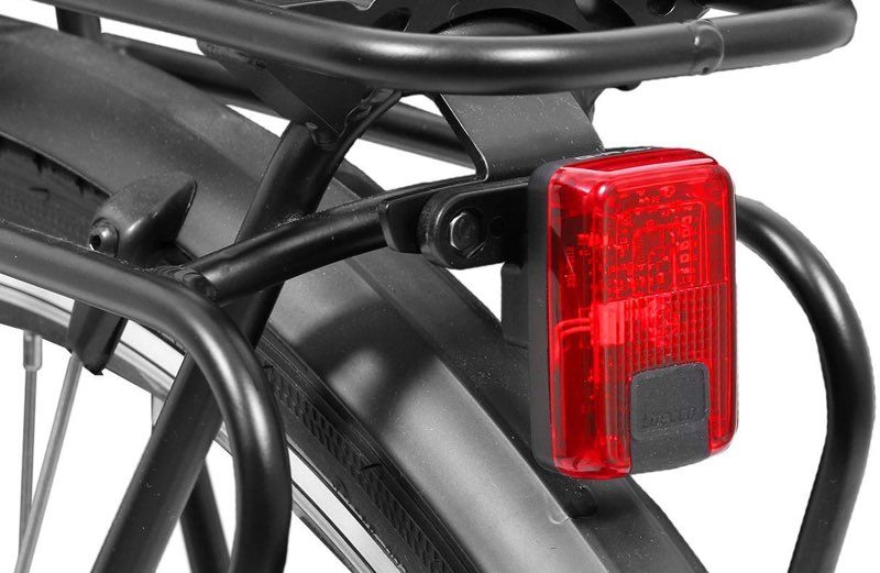 Smart bicycle light