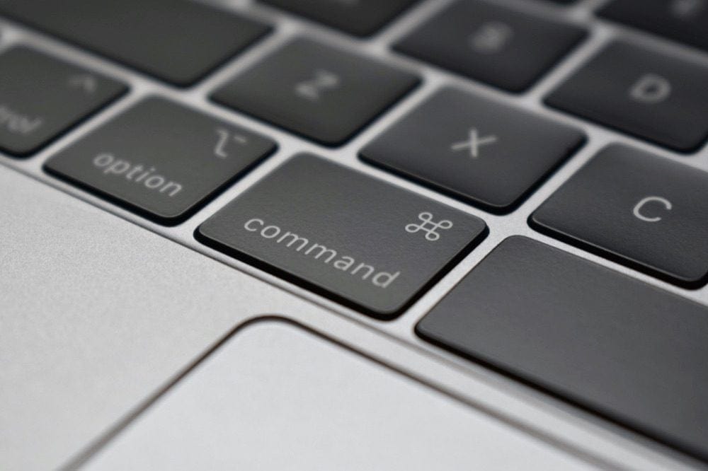 Command-toets MacBook Pro.