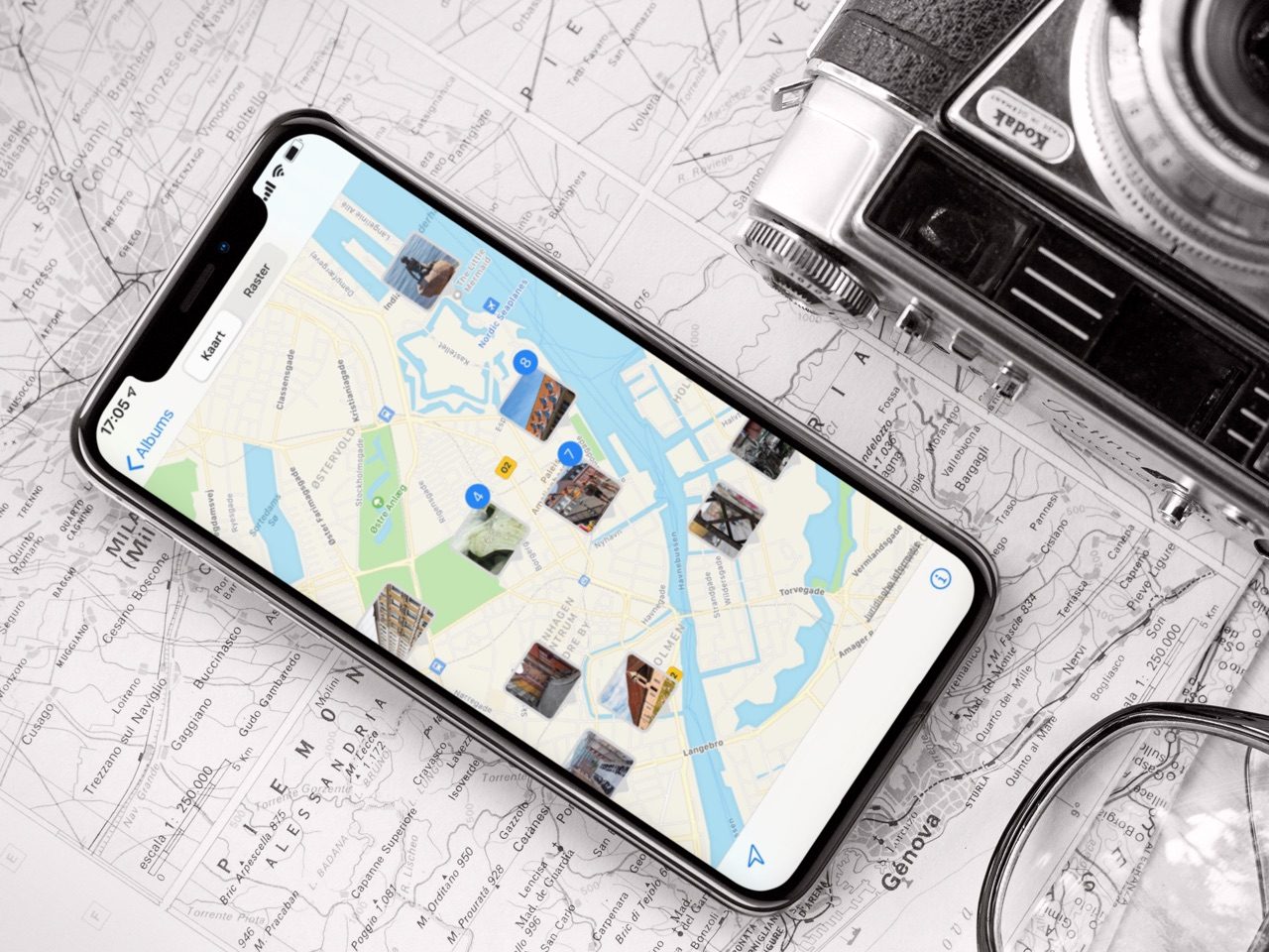 Foto's app op de iPhone met kaart.