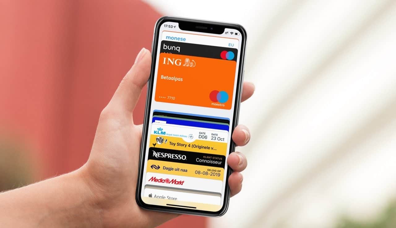 Wallet-app met Apple Pay en klantenkaarten.