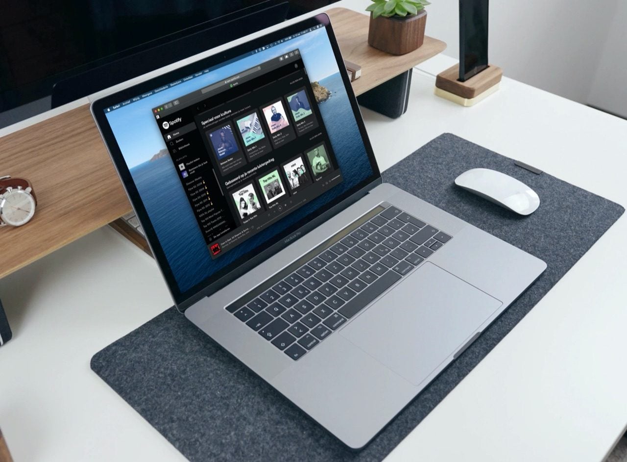 Spotify op het web in Safari op MacBook.