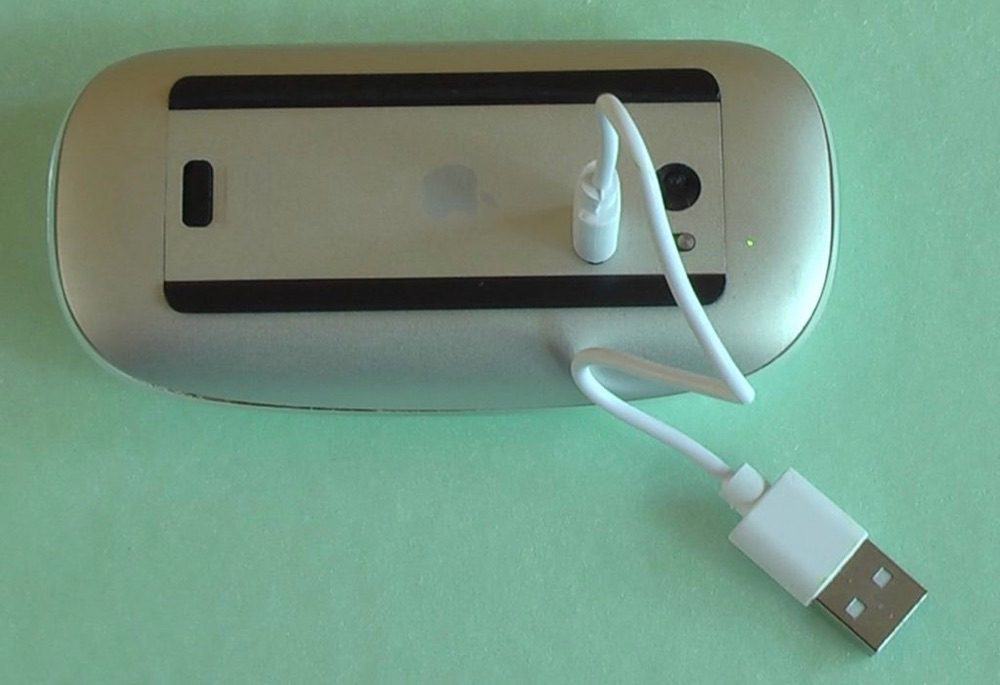 Magic Mouse met Micro USB opladen
