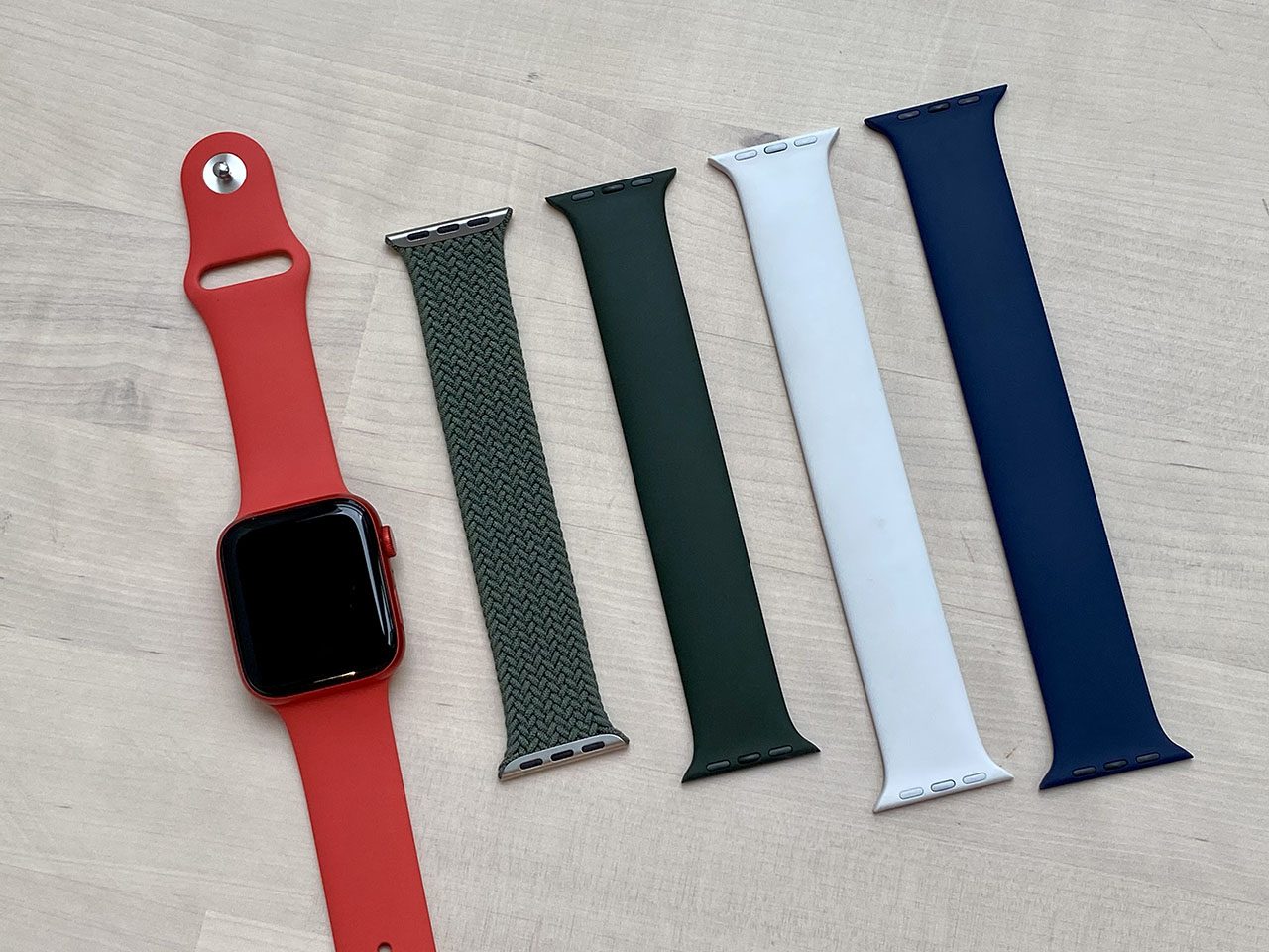 Apple Watch Series 6 review met diverse bandjes