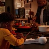 Nederlander bedient smart home liever met telefoon dan met smart speaker