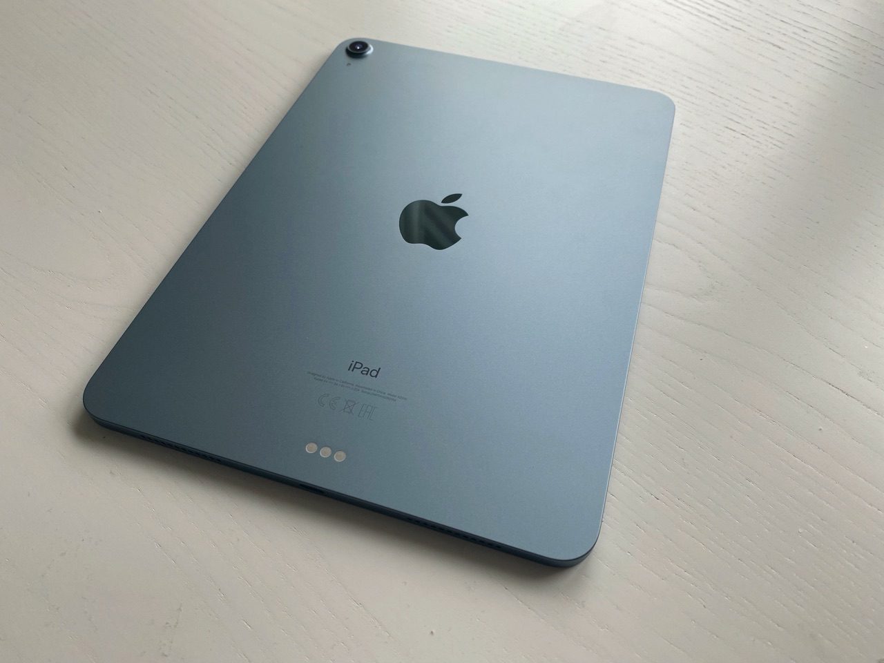 iPad Air 2020 review: design vanaf de achterkant.