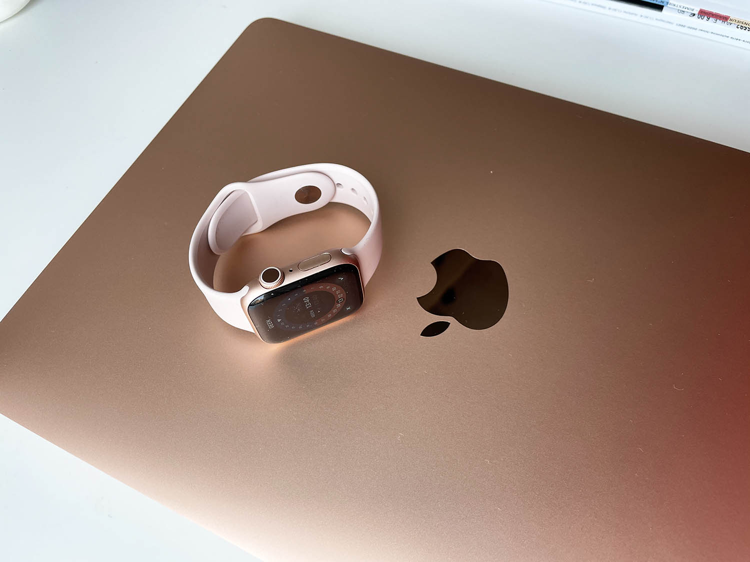 MacBook Air M1 review: met Apple Watch