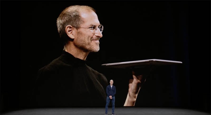 Steve Jobs met MacBook en Tim Cook
