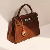 Hermes-tas met AirTag