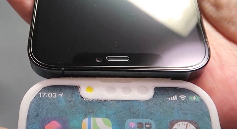 iPhone 13 notch