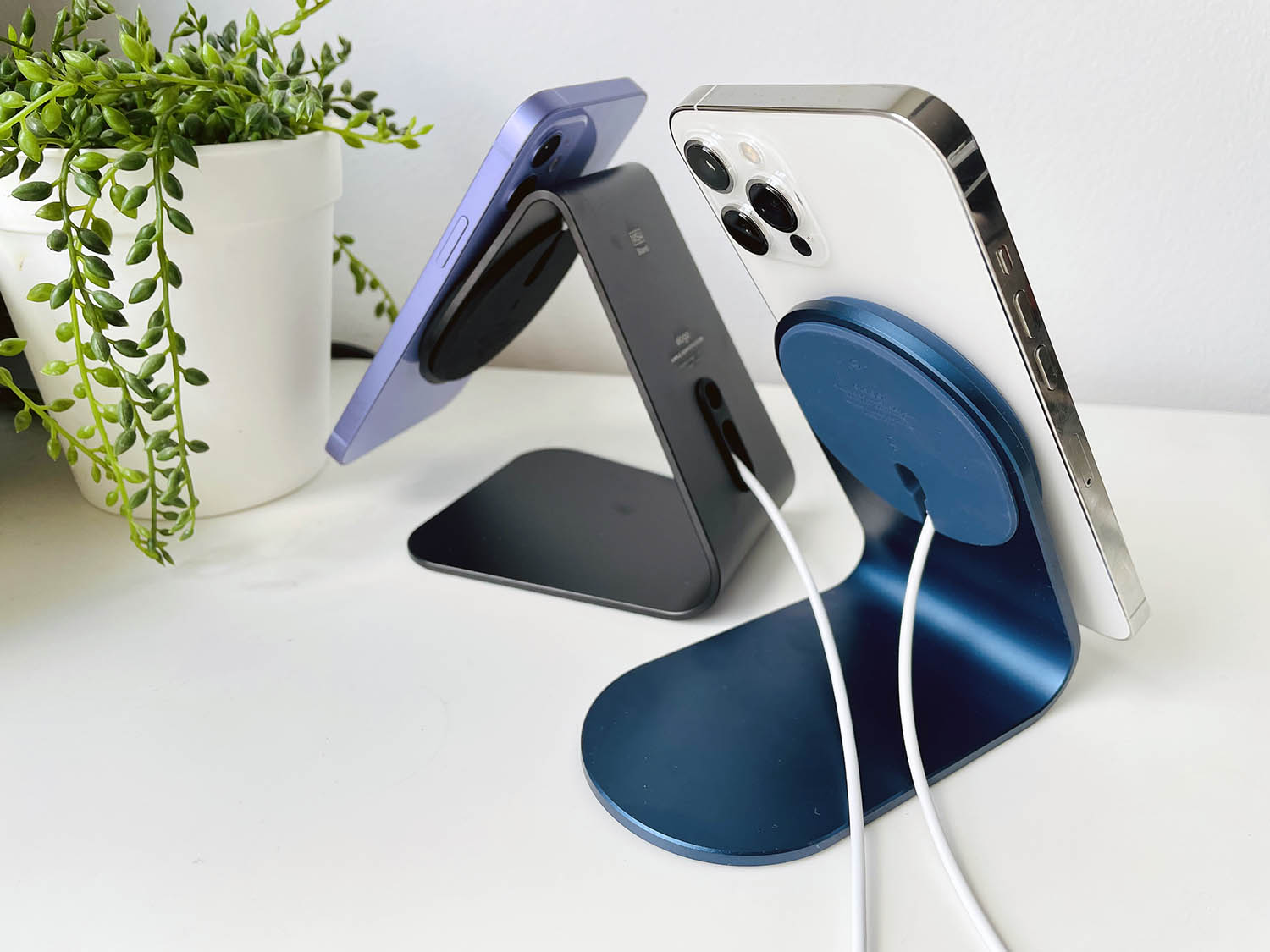 Elago Charging Stand MS3 en MS4