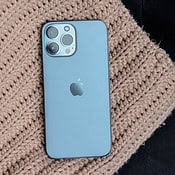 iPhone 13 Pro Max in Sierra Blue, achterkant