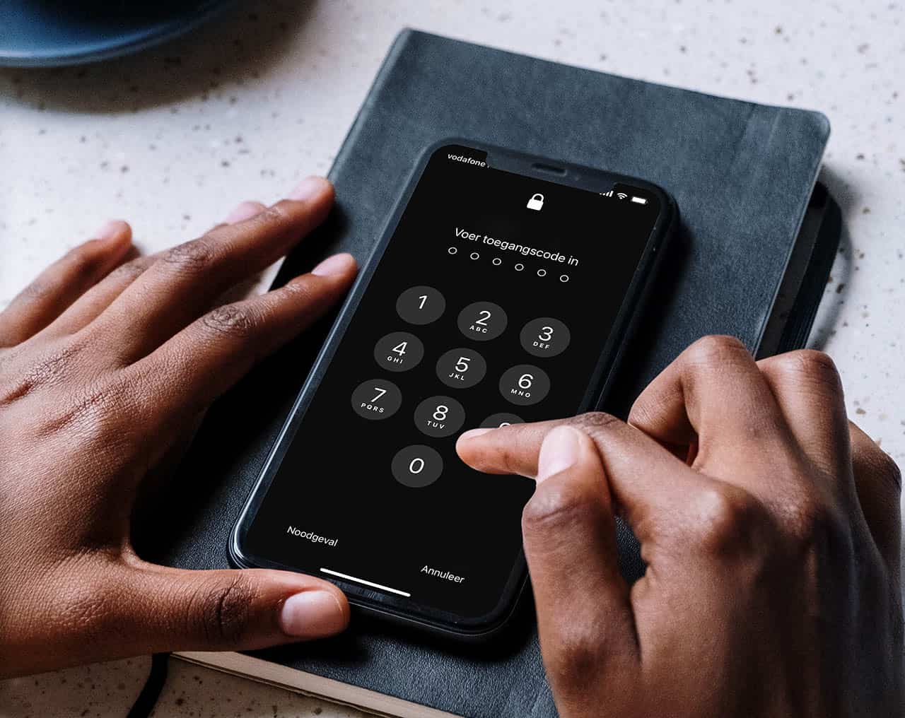 iPhone toegangscode invoeren