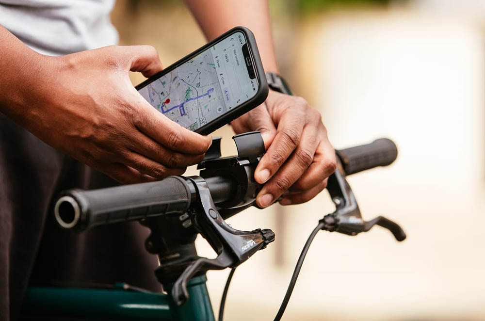 Tot stand brengen winnaar verzameling Handige fietshouders voor iPhone om je handen vrij te houden