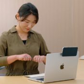 Continuïteitscamera en Desk View: gebruik de iPhone als camera voor je Mac